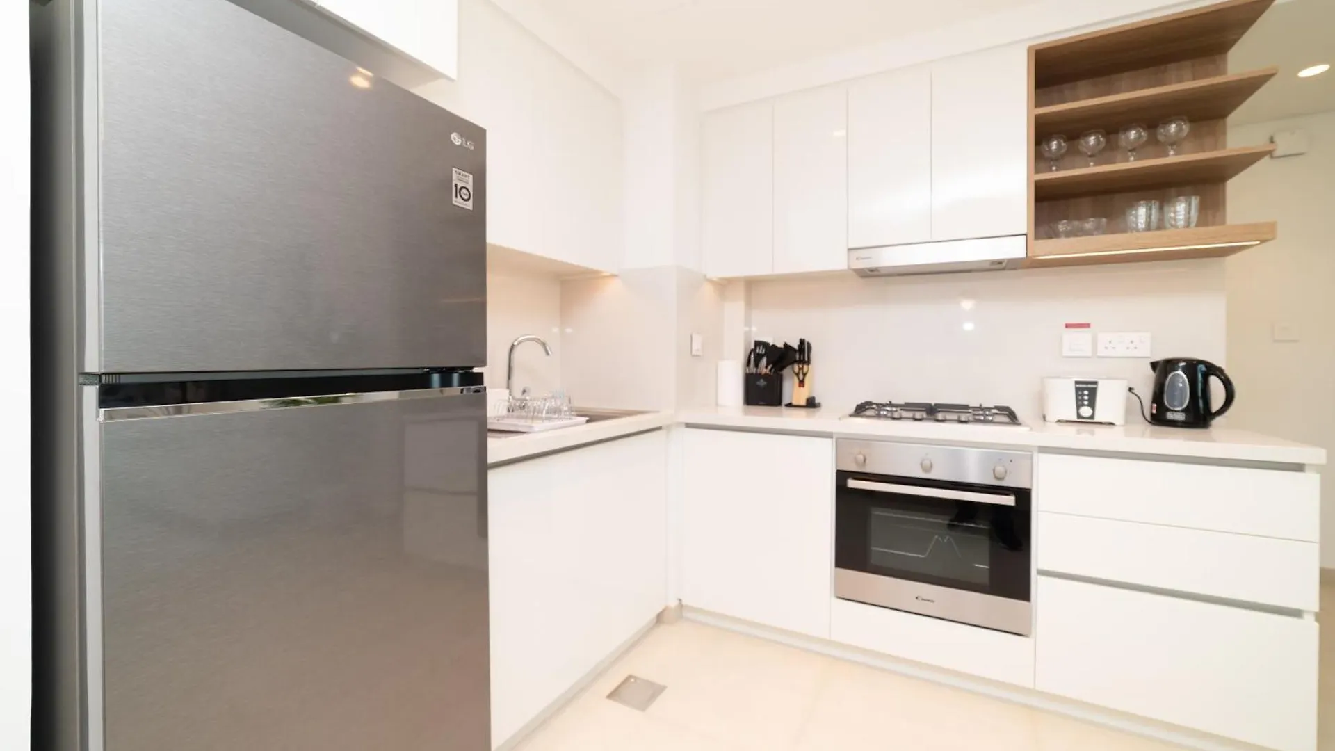 Ina Homes - 1Bhk Downtown Views Direct Access To Dubai Mall 0*,  United Arab Emirates